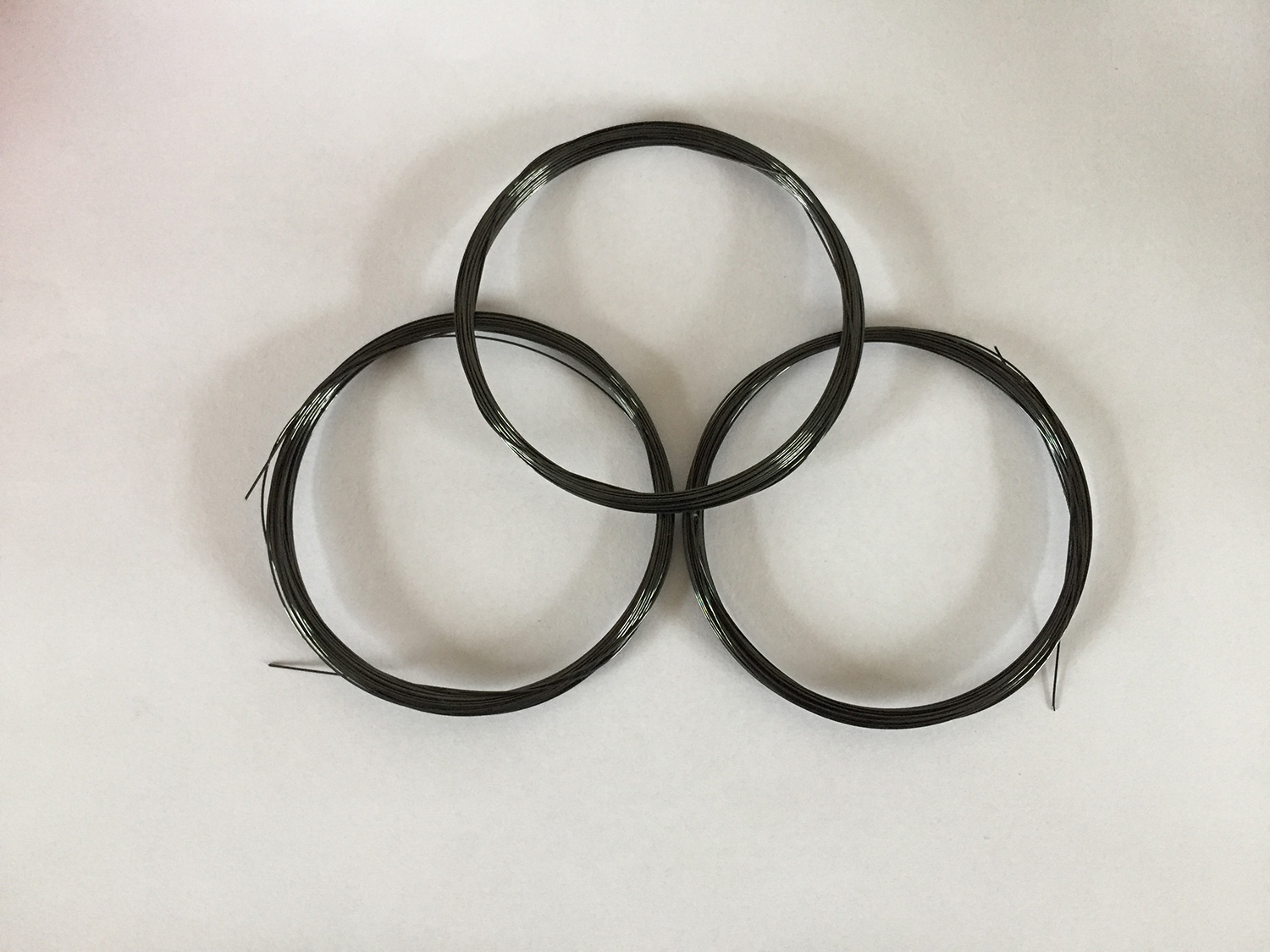 镍钛合金丝(图1) 镍钛合金丝(图1)